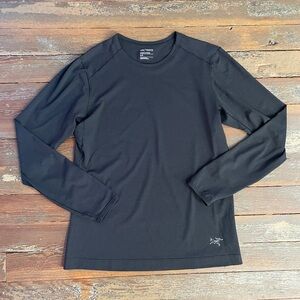 Arc'teryx Women’s Crew Neck Long Sleeve Base Layer Black Top - Sz S 🧡🎀